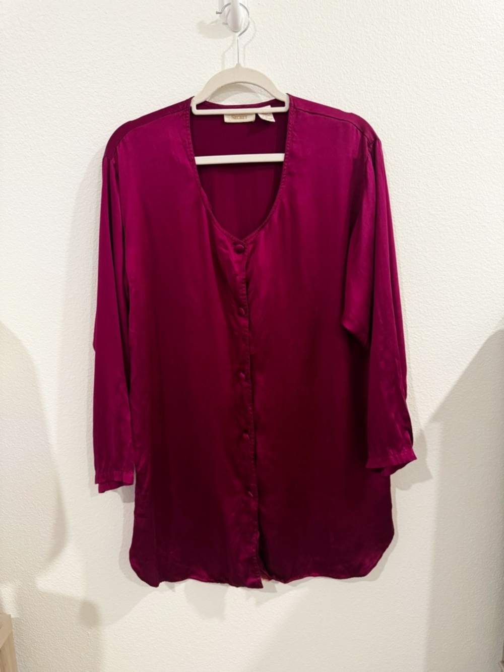 Victoria's Secret Vintage 100% Silk Button-Front Sleep Top in Deep Berry Size M